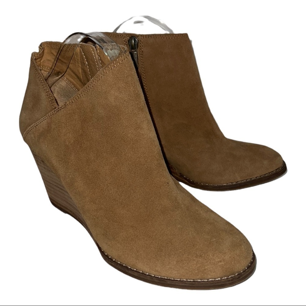 Lucky Brand Yakeena Taupe Tan Wedge Ankle Booties